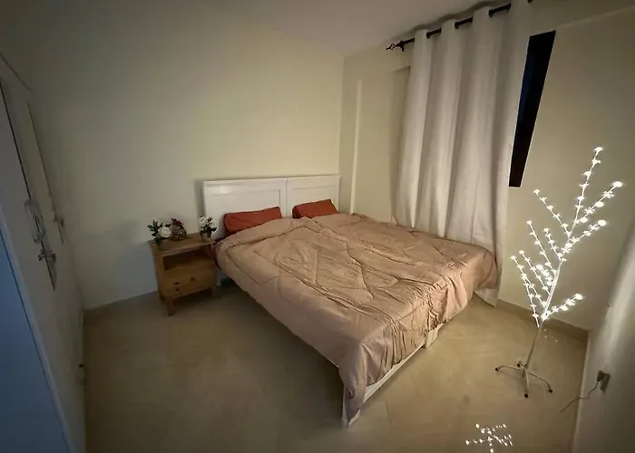 One Private Room Sharing Apartment Flat 31 Room 3
